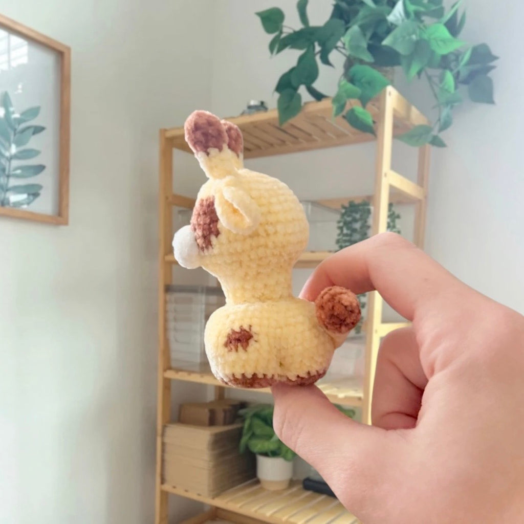 'Standing Chubby Giraffe' crochet amigurumi PDF pattern | US terms