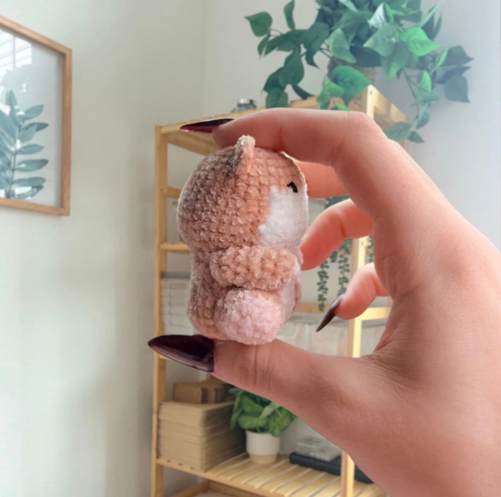 'Sitting Chubby Hamster' crochet amigurumi PDF pattern | US terms