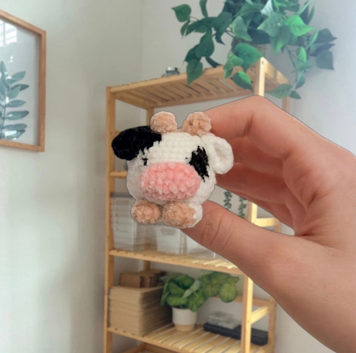 'Laying Chubby Cow' crochet amigurumi PDF pattern | US terms