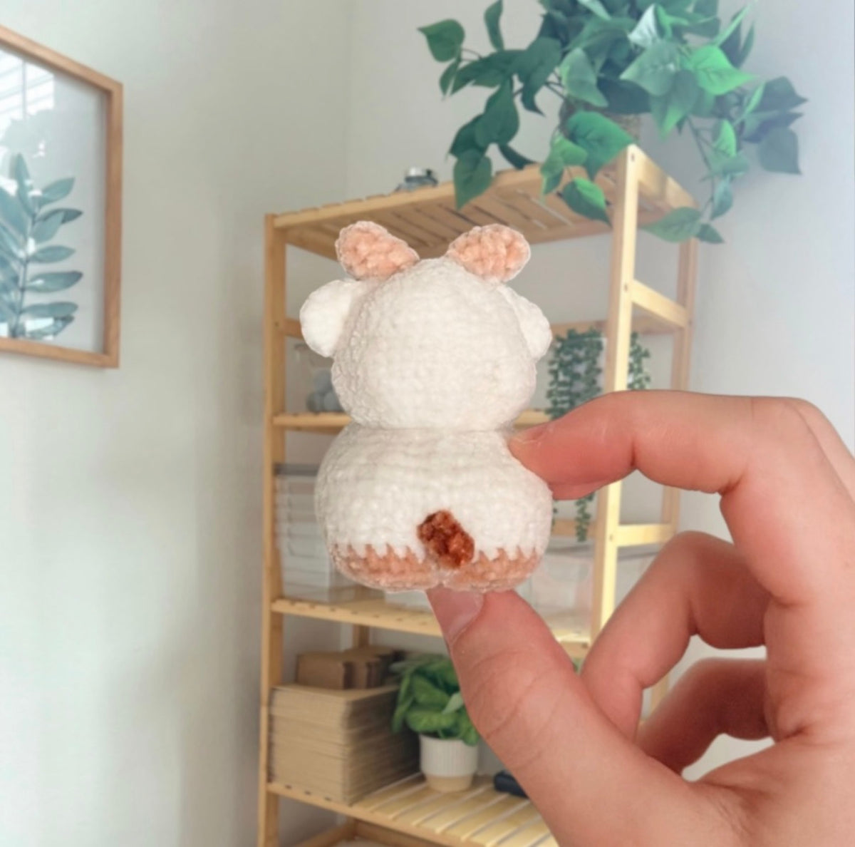 'Standing Chubby Goat' crochet amigurumi PDF pattern ||
US terms