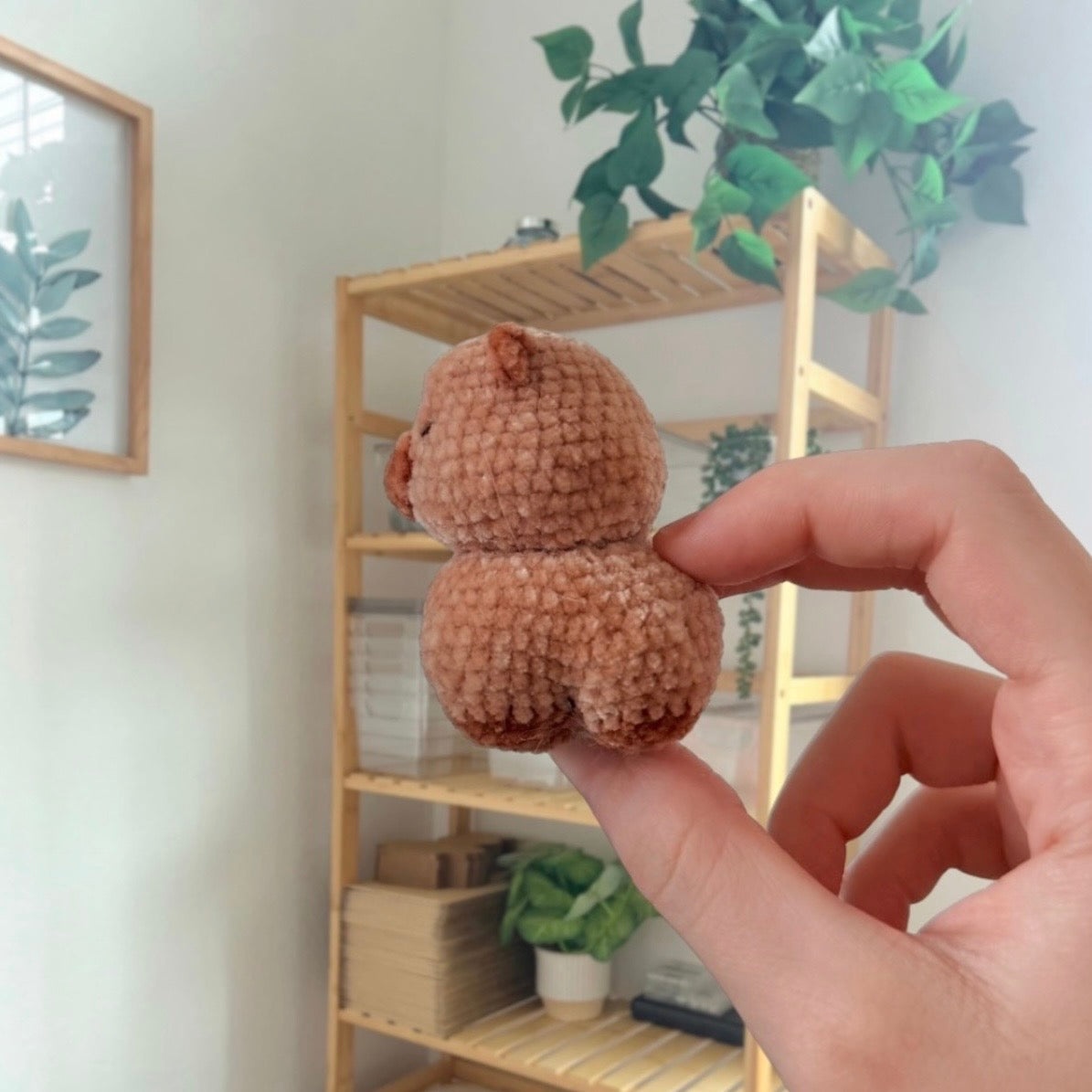 'Standing Chubby Capybara' crochet amigurumi PDF pattern | US terms