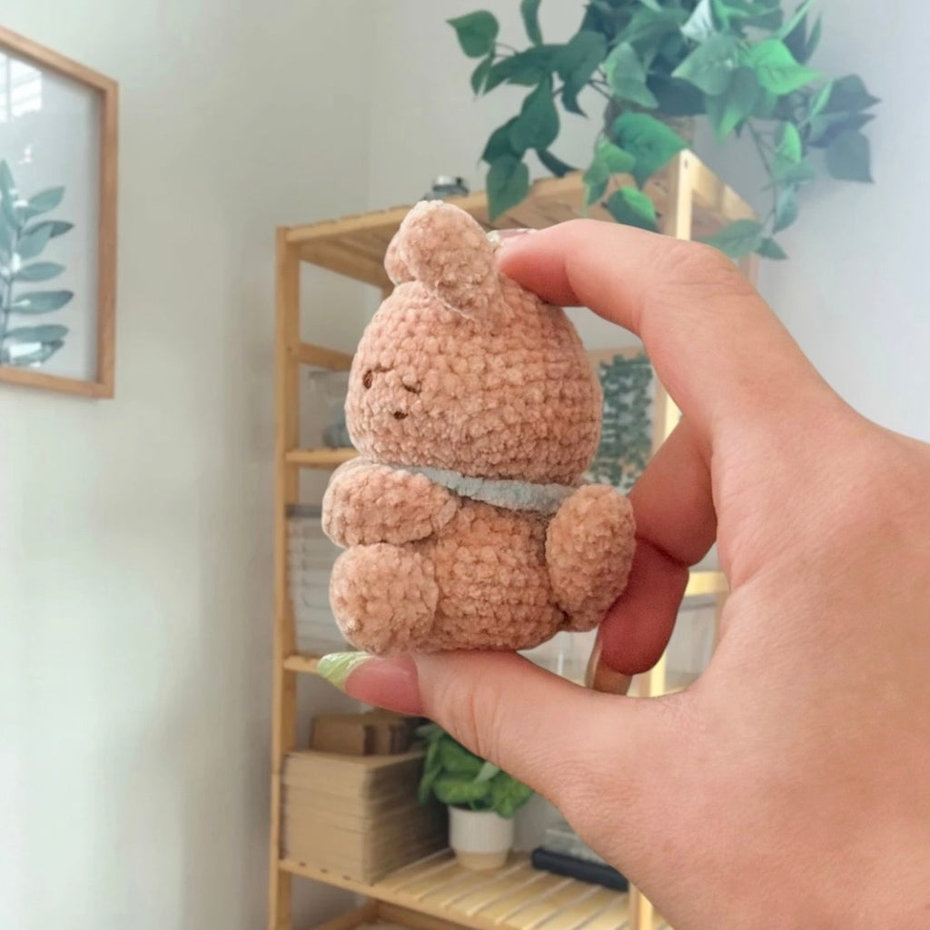‘Sitting Chubby Cat’ crochet amigurumi PDF pattern | US terms