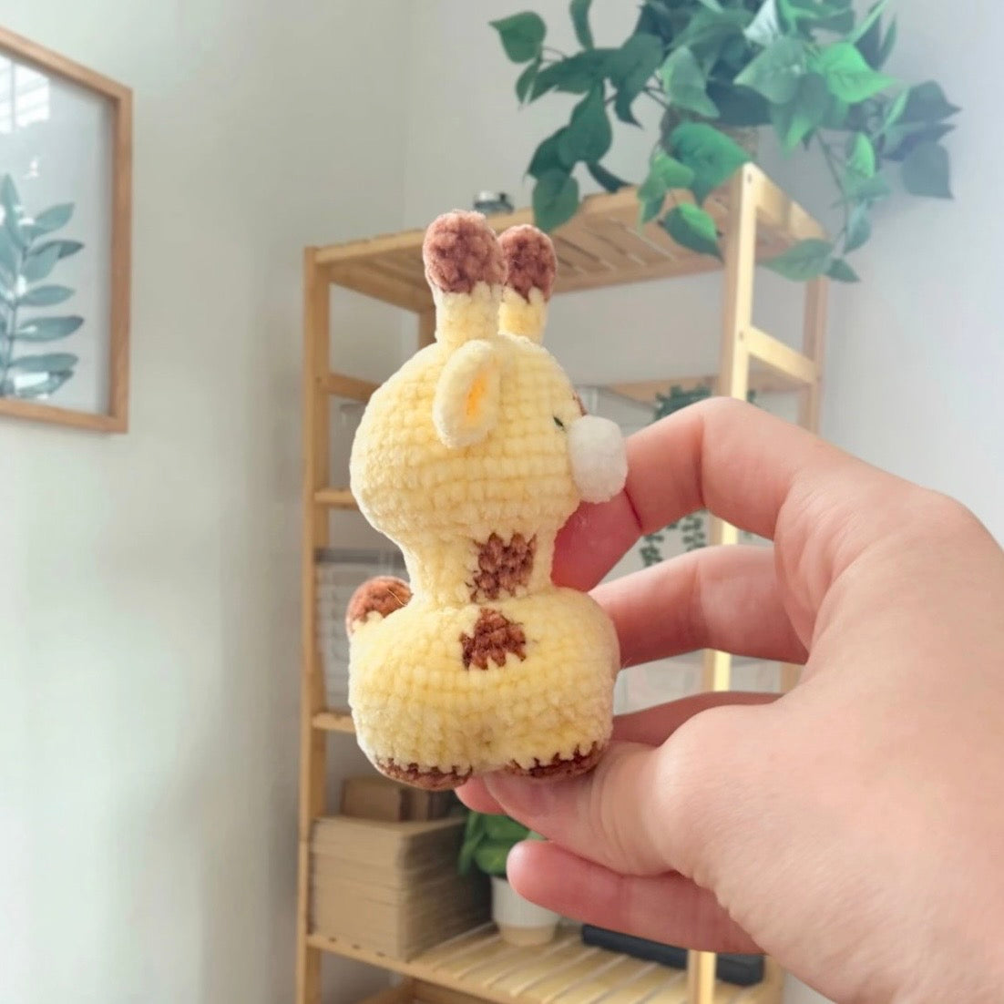'Standing Chubby Giraffe' crochet amigurumi PDF pattern | US terms