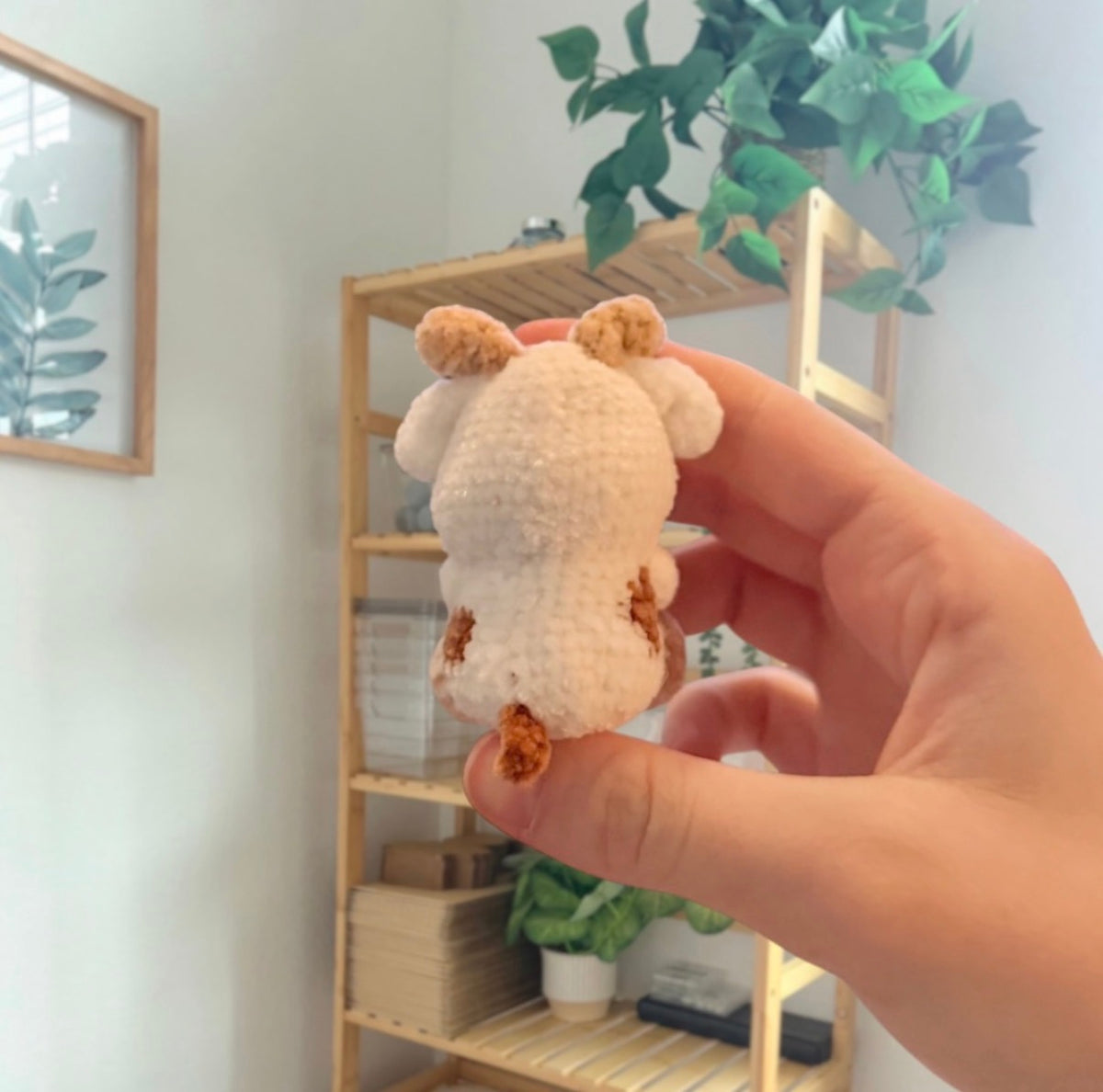 'Sitting Chubby Goat' crochet amigurumi PDF pattern | US terms