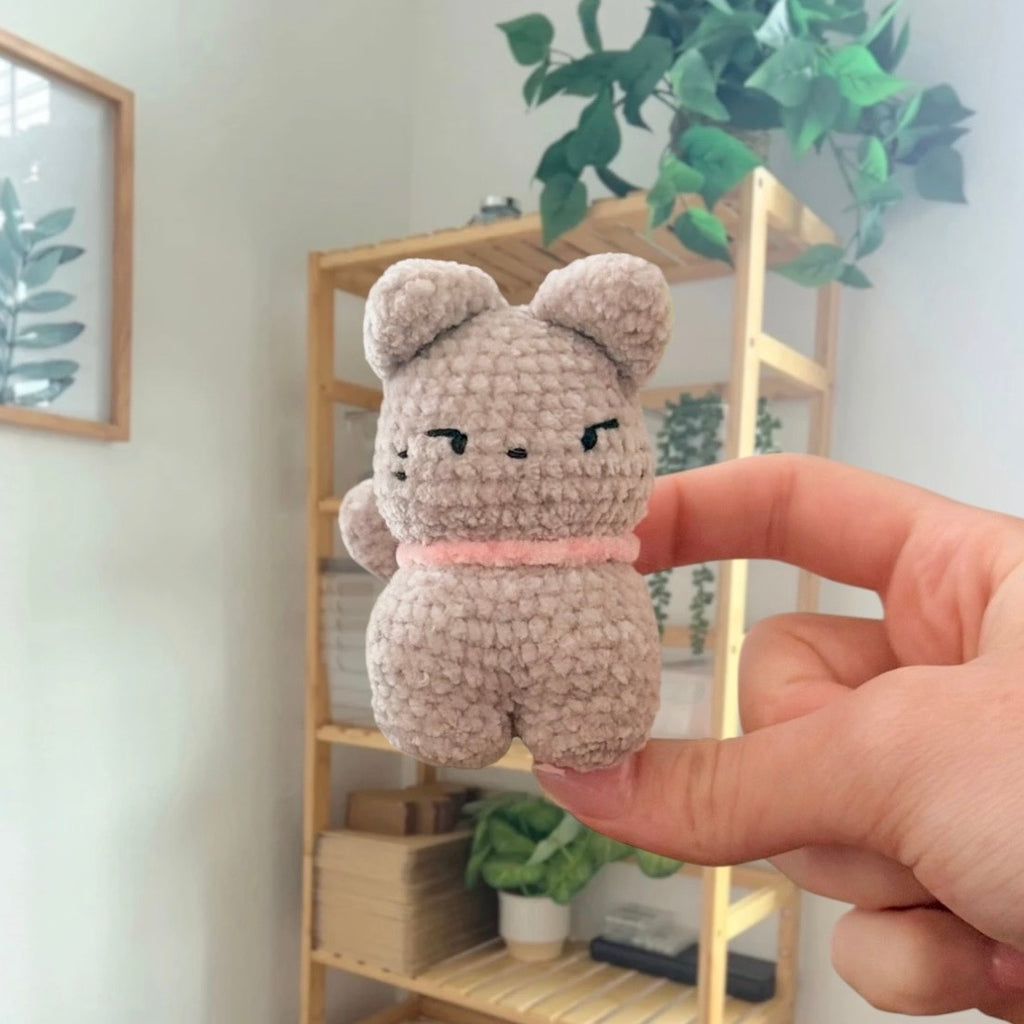 'Standing Chubby Cat' crochet amigurumi PDF pattern | US terms