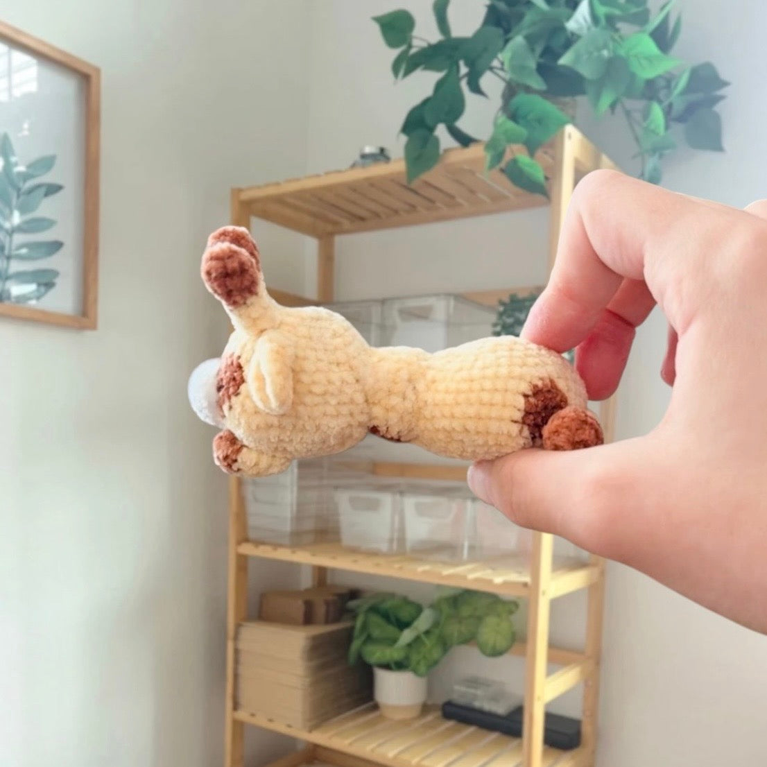 'Laying Chubby Giraffe' crochet amigurumi PDF pattern | US terms