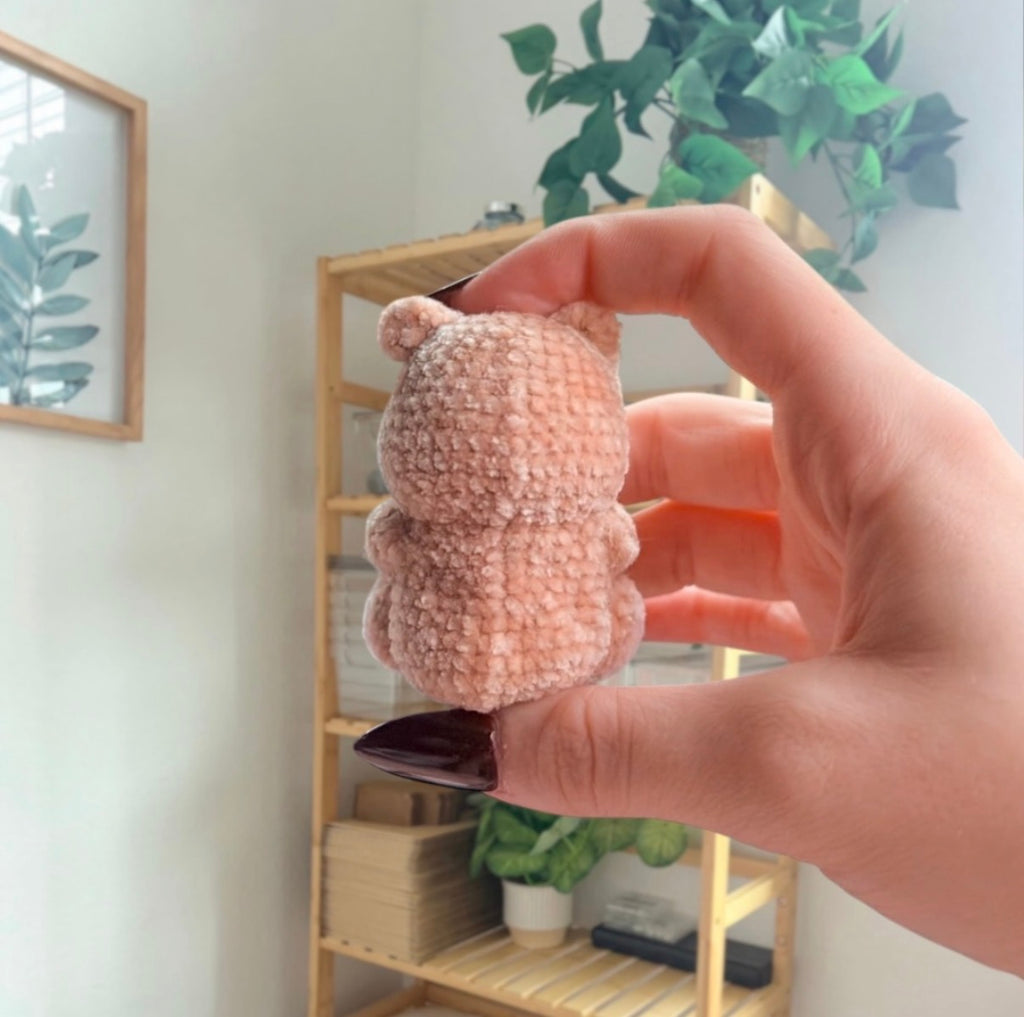 'Sitting Chubby Hamster' crochet amigurumi PDF pattern | US terms