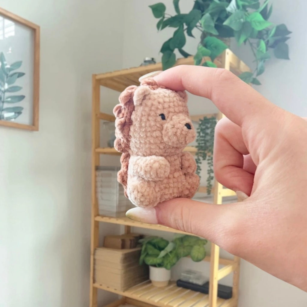 'Sitting Chubby Hedgehog' crochet amigurumi PDF pattern | US terms