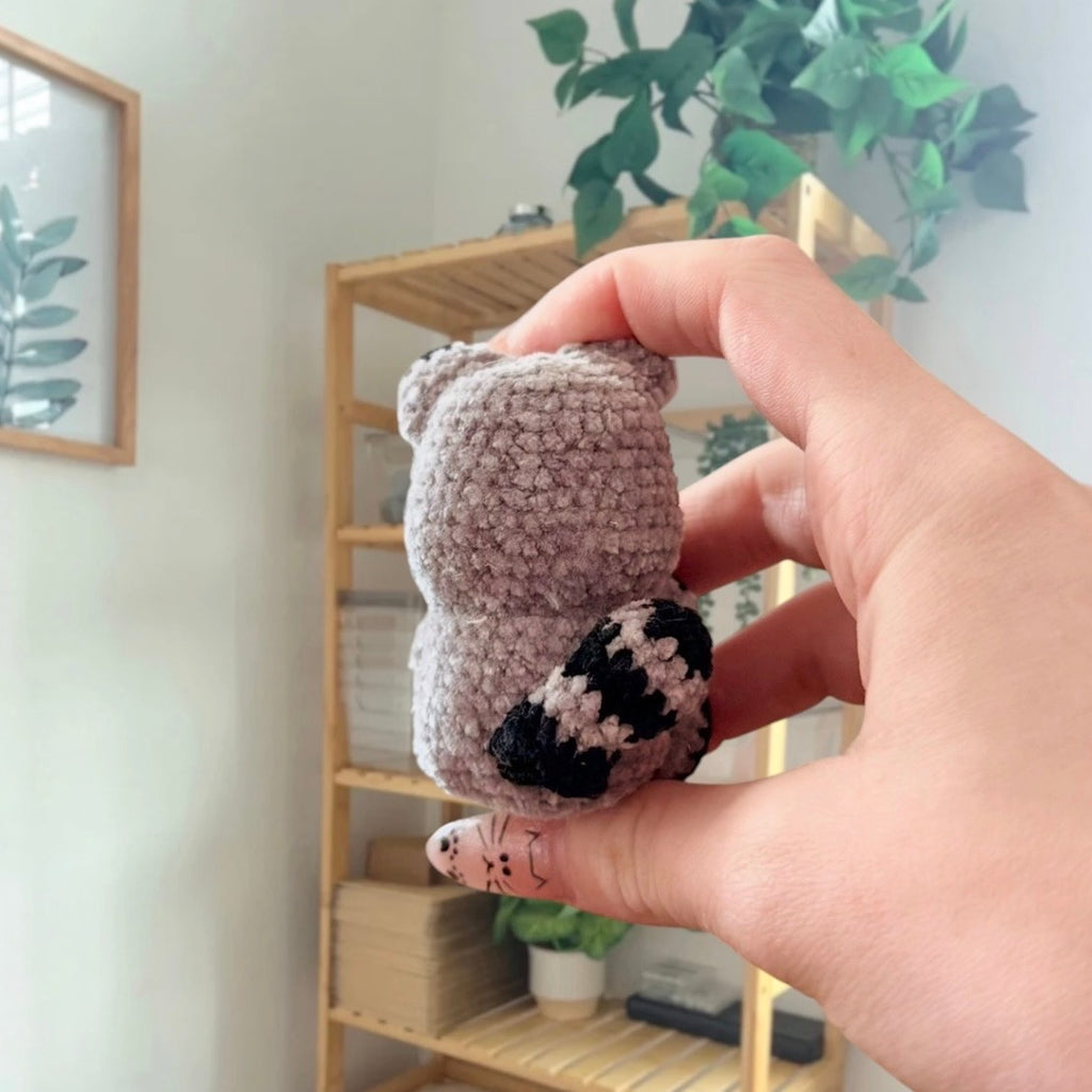 'Sitting Chubby Raccoon' crochet amigurumi PDF pattern | US terms