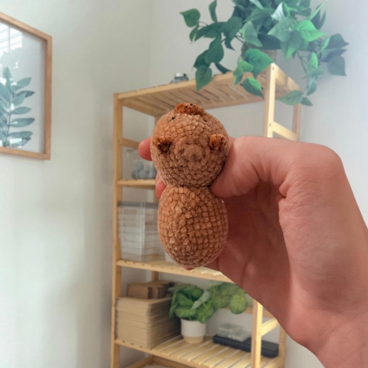 'Laying Chubby Capybara' crochet amigurumi PDF pattern | US terms