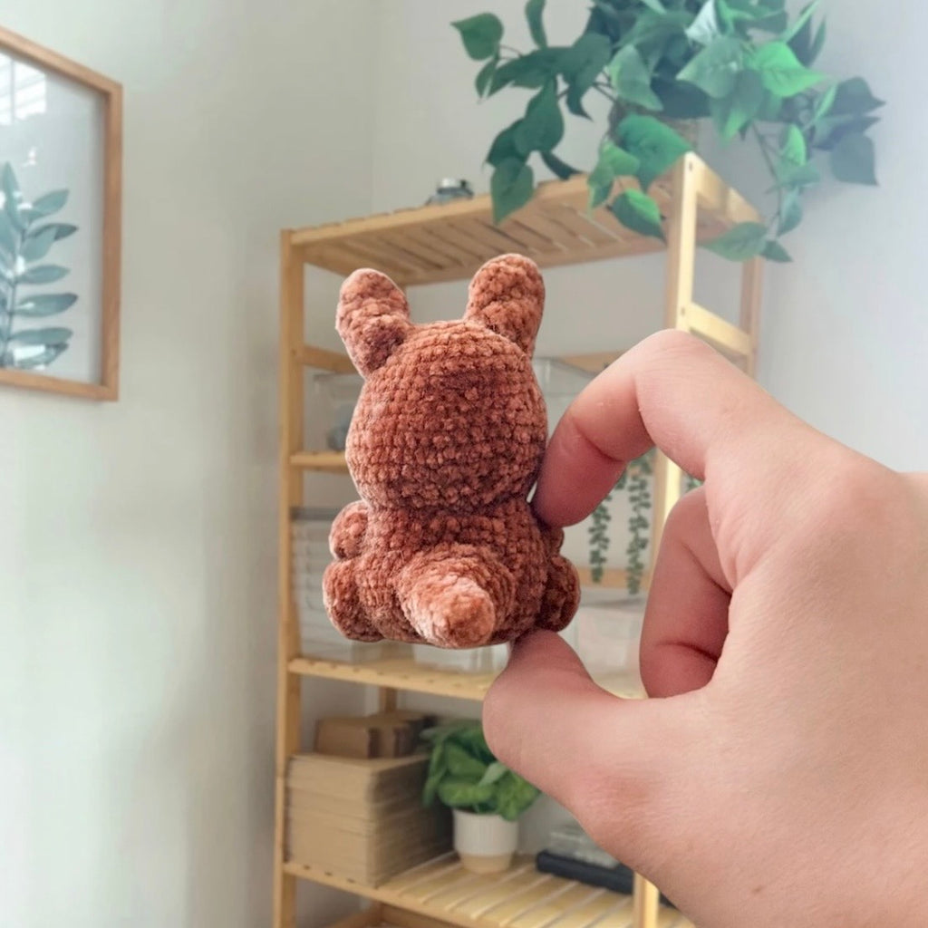 'Sitting Chubby Kangaroo' crochet amigurumi PDF pattern | US terms